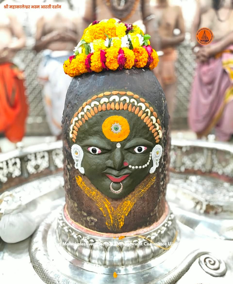 महाकाली स्वरूप में नजर आए बाबा महाकाल