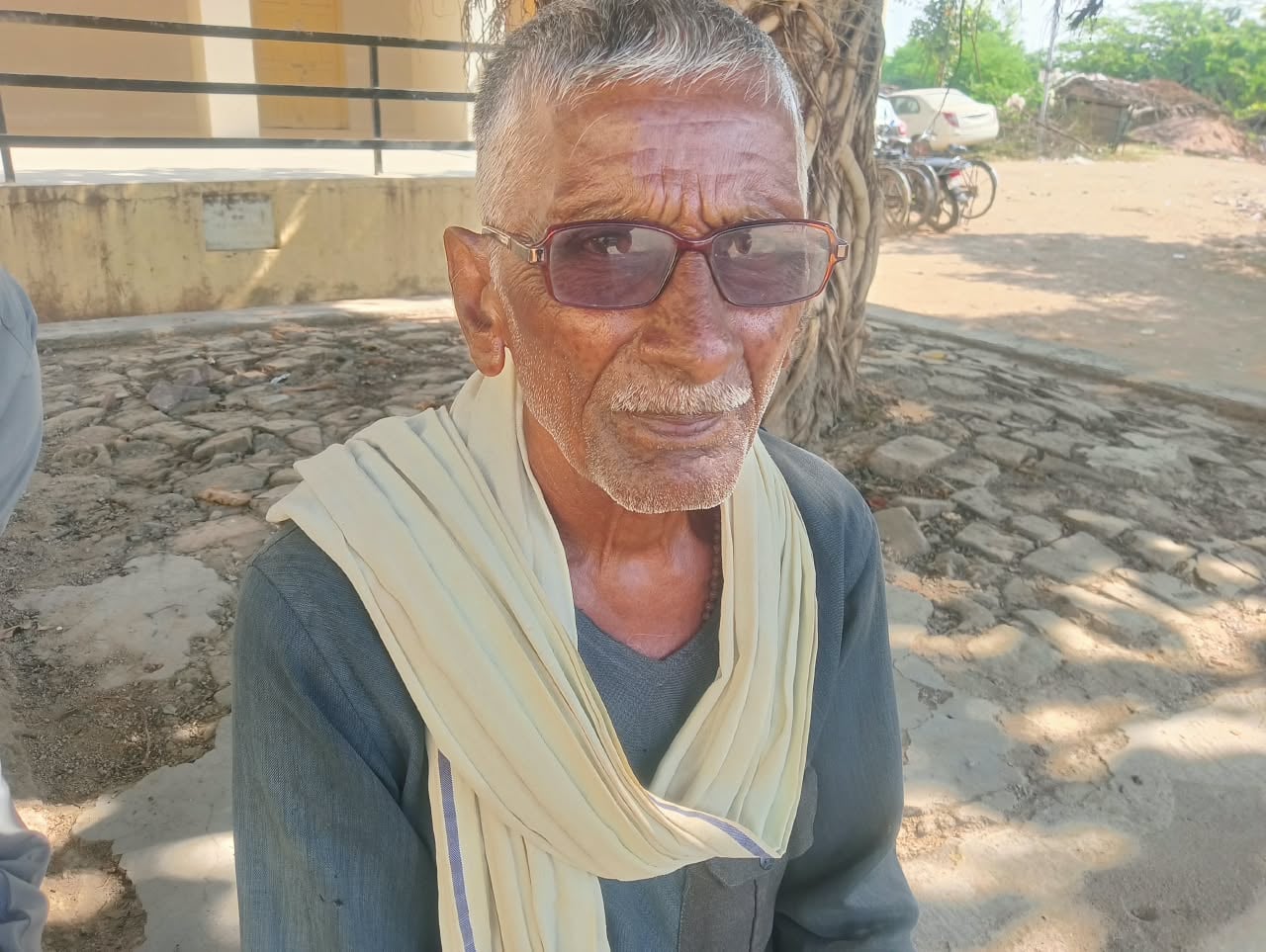 फोटो-30- खप्टिहा कलां में खुला आयुर्वेदिक अस्पताल। संवाद फोटो-30- खप्टिहा कलां में खुला आयुर्वेदिक अस्पताल। संवाद