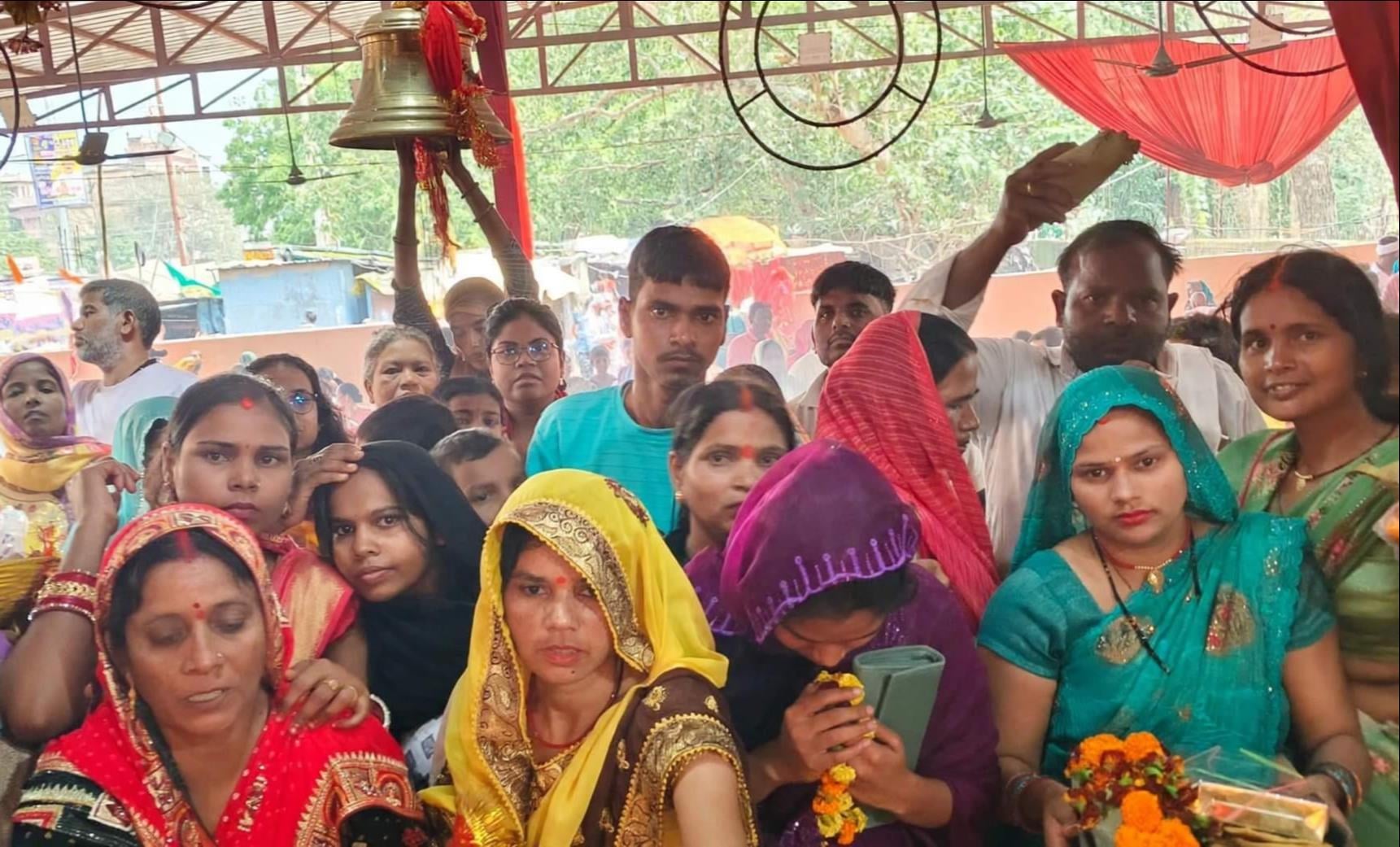टांडाकला के पूरा विजई में स्थापित मां शेरेवाली की प्रतिमा। संवाद टांडाकला के पूरा विजई में स्थापित मां शेरेवाली की प्रतिमा। संवाद