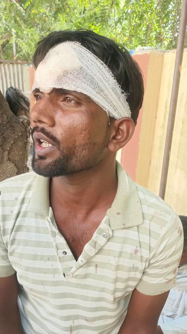 मीरानपुर कटरा के मोहल्ला तहबरगंज में रविवार रात भिड़े दो पक्ष। स्रोत: वीडियो ग्रेब