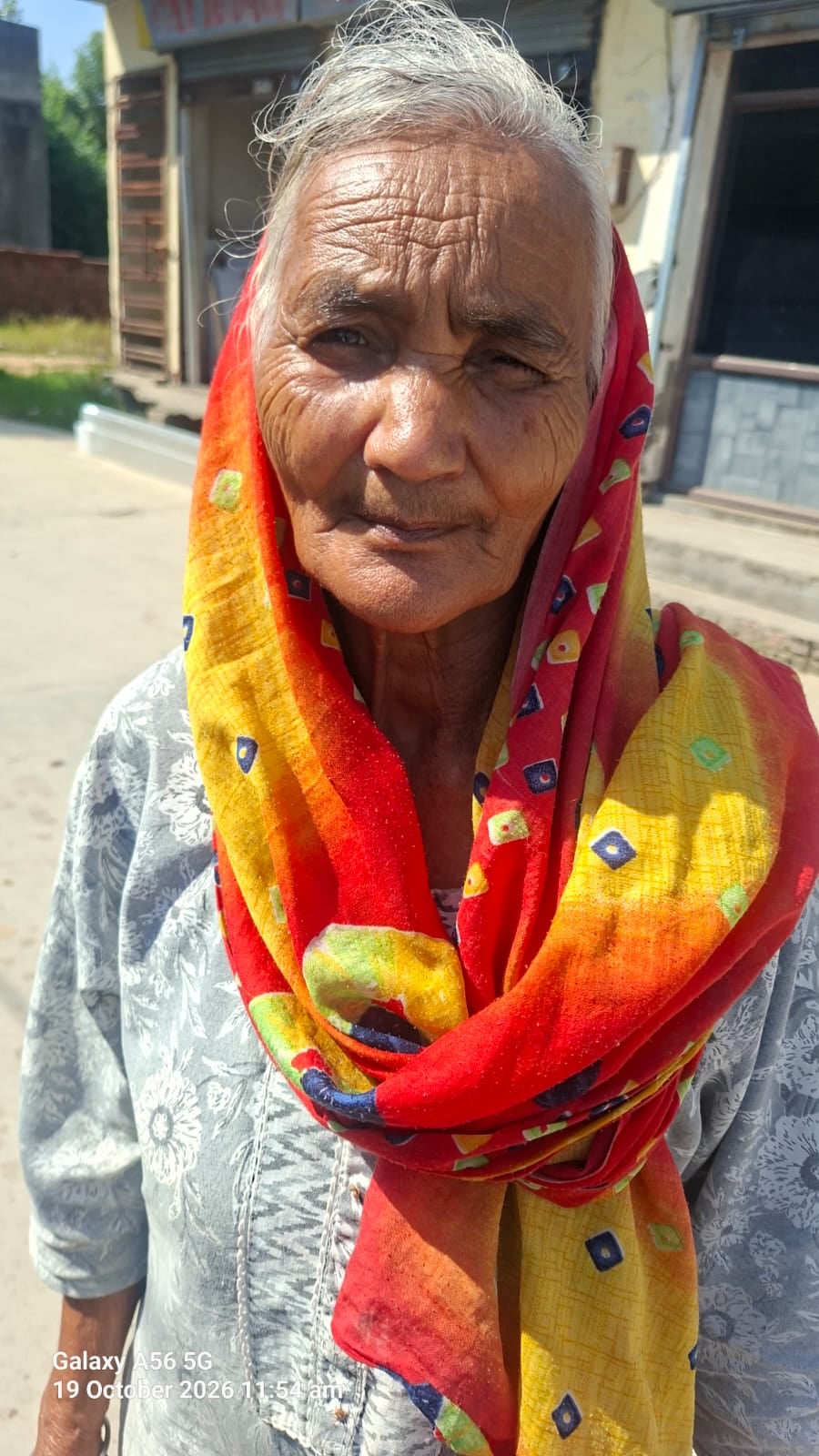 सब्जी मंडी के पास अवैध कचरा डंपिंग प्वाइंट। संवाद सब्जी मंडी के पास अवैध कचरा डंपिंग प्वाइंट। संवाद