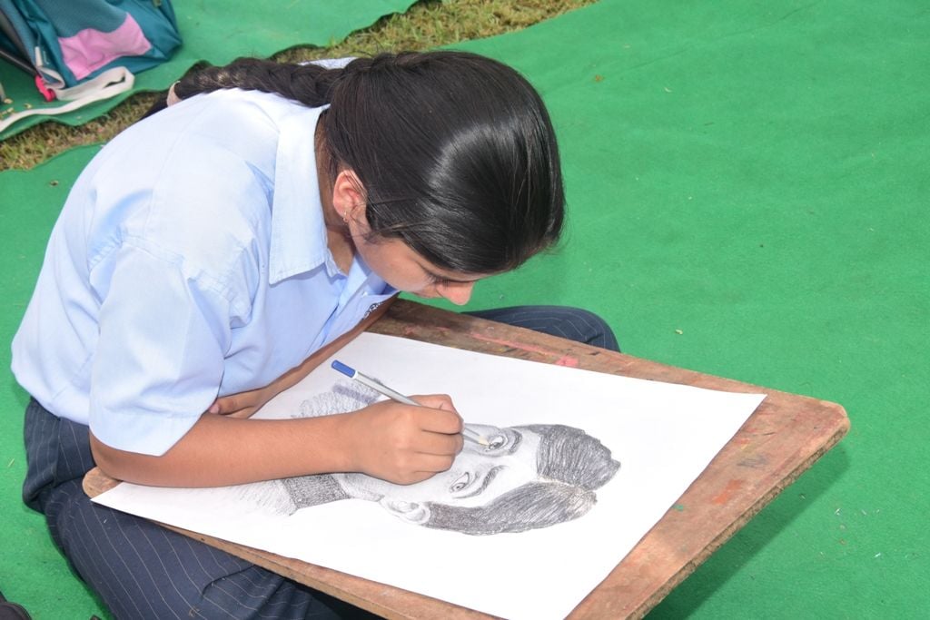फोटो 21जेएनडी31-बाल भवन में आयोजित प्रतियोगिता में हिस्सा लेते छात्र-छात्राएं। स्रोत प्रशासन फोटो 21जेएनडी31-बाल भवन में आयोजित प्रतियोगिता में हिस्सा लेते छात्र-छात्राएं। स्रोत प्रशासन