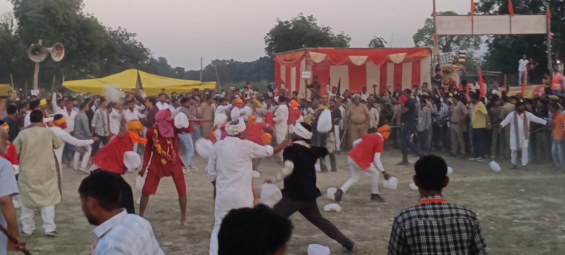 श्री राम व रावण की सेना के बीच होता हुआ कुप्पी युद्ध। संवाद