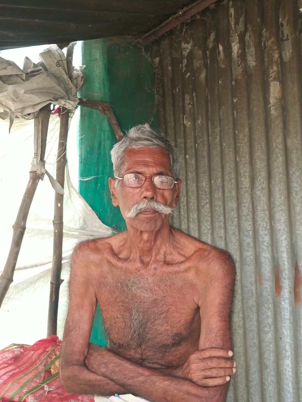 फोटो: 25नवादा चौराहे से बंधा की ओर जाने वाली अधूरी बनी रोड। संवाद