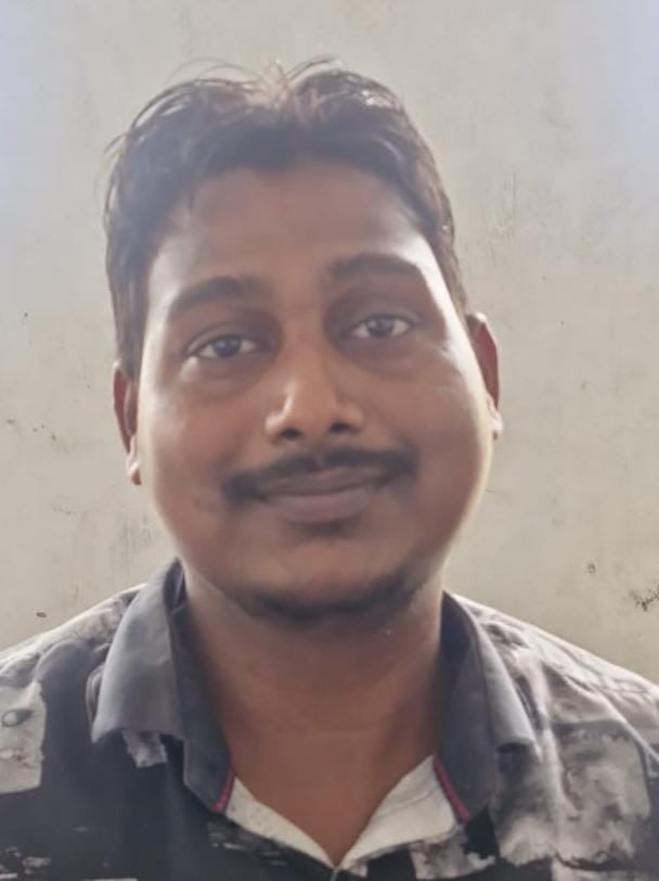 जेवर की 22डी सोसाइटी में गैस पाइपलाइन बिछाने का काम शुरू हो गया है।