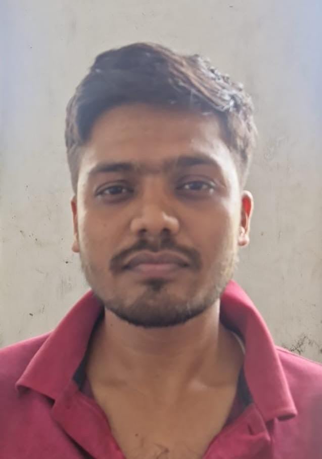 जेवर की 22डी सोसाइटी में गैस पाइपलाइन बिछाने का काम शुरू हो गया है।