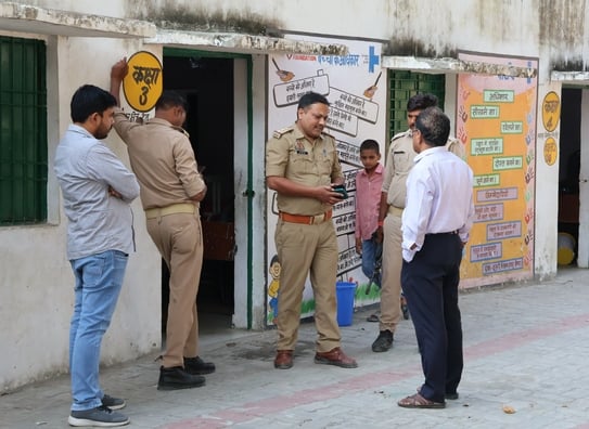 लखनऊ खंड स्नातक एवं शिक्षक निर्वाचन की बृहस्पतिवार को तैयारियां चलीं। 