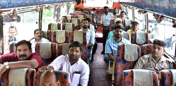 लखनऊ खंड स्नातक एवं शिक्षक निर्वाचन की बृहस्पतिवार को तैयारियां चलीं। 