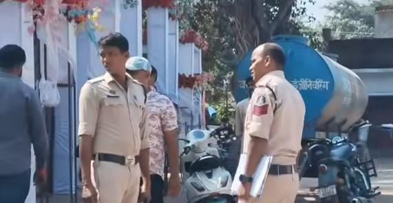 जानलेवा 12-15 लोगों ने रॉड-चाकू-तलवार से युवक पर जानलेवा हमला