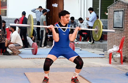 राजकीय वरिष्ठ माध्यमिक पाठशाला मंडी सीबीएसई में आयोजित अंडर 19 राज्य स्तरीय प्रतियोगिता में वुश राजकीय वरिष्ठ माध्यमिक पाठशाला मंडी सीबीएसई में आयोजित अंडर 19 राज्य स्तरीय प्रतियोगिता में वुश