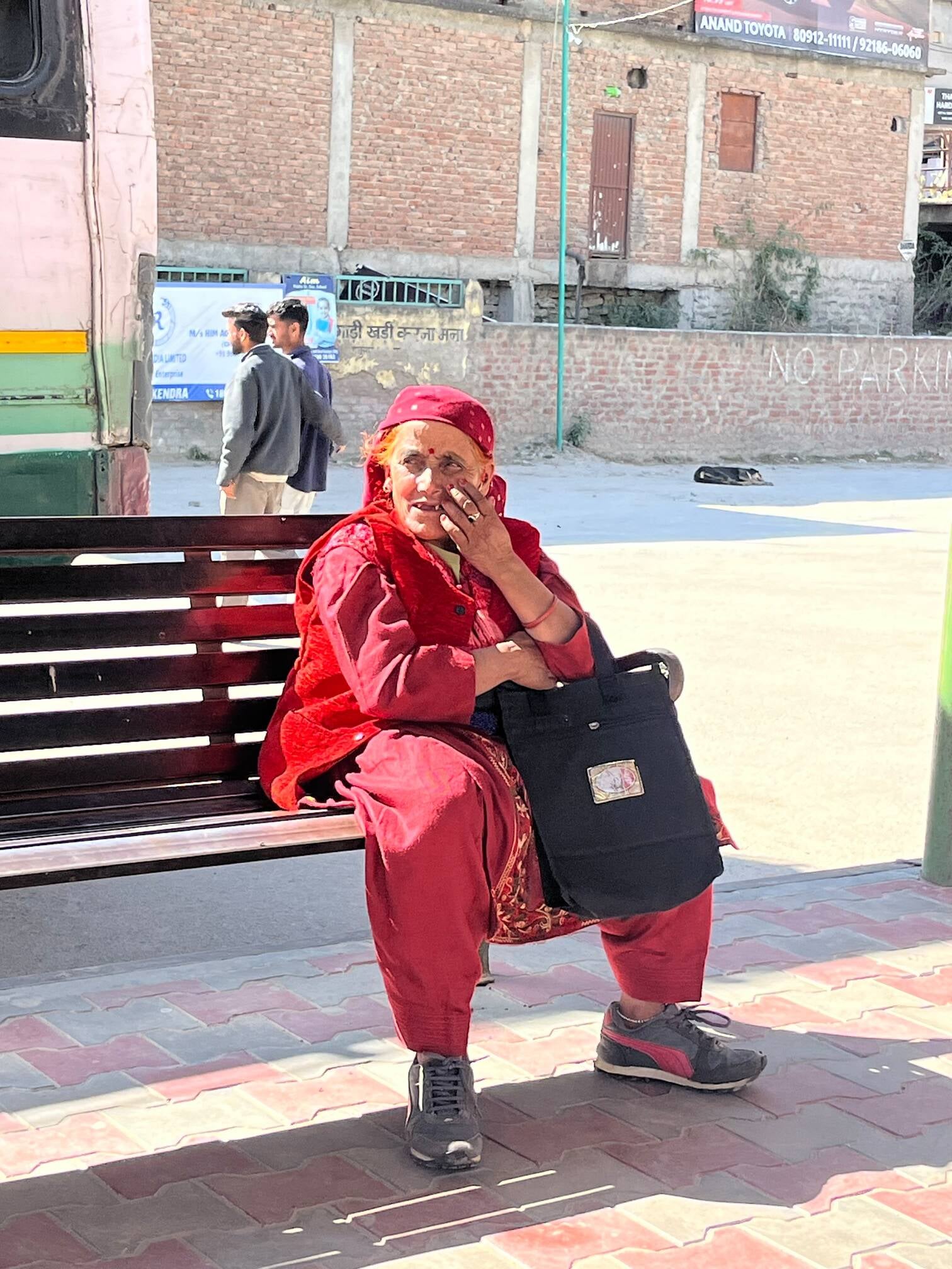 चिड़गांव क्षेत्र में चरमराई परिवहन व्यवस्था। संवाद 