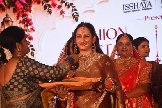 फैशन फिएस्टा कार्यक्रम में प्रतिभागियों ने लिया हिस्सा फैशन फिएस्टा कार्यक्रम में प्रतिभागियों ने लिया हिस्सा