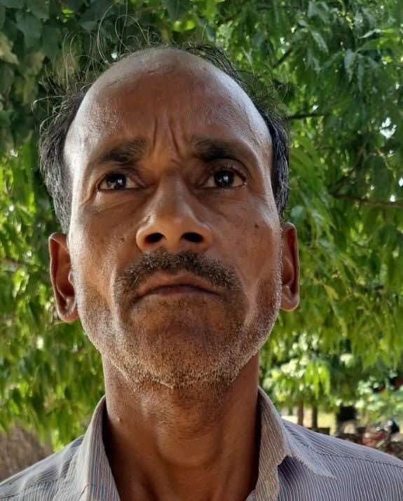 फोटो: 22 तिजोरा चौराहे से बीबामऊ लिंक रोड पर हुए गड्ढे। संवाद