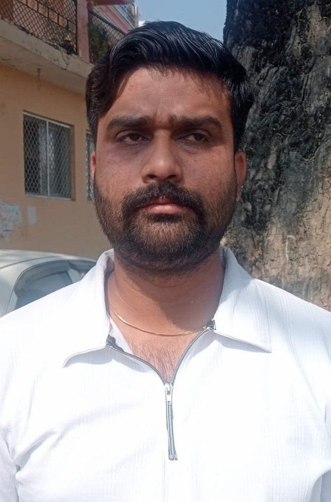 नगरपालिका के शुकुलपुर में शोपीस बनी पानी की टंकी। संवाद नगरपालिका के शुकुलपुर में शोपीस बनी पानी की टंकी। संवाद