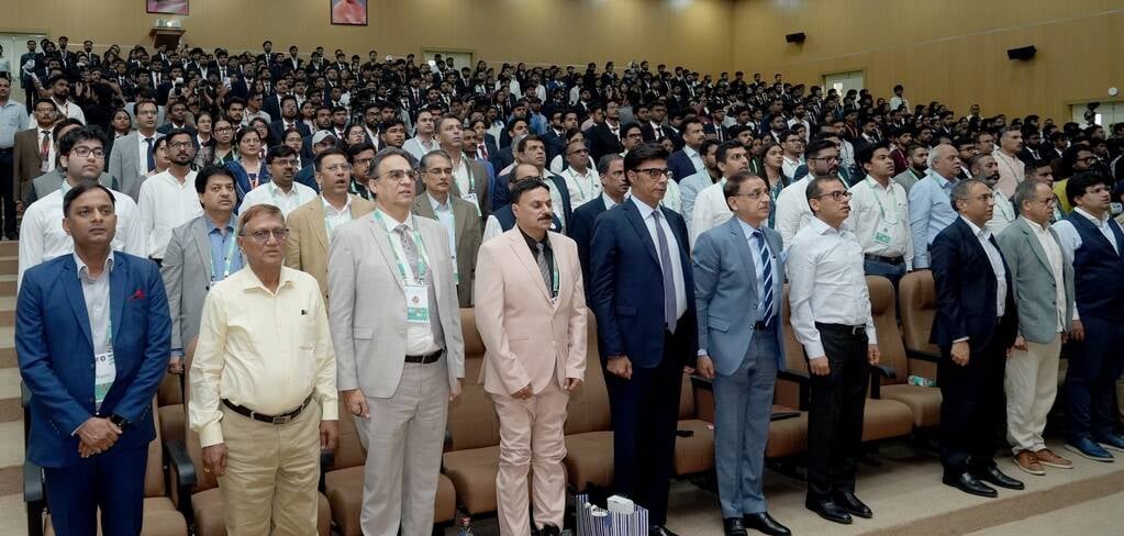 टेक संगम कार्यक्रम में मौजूद विधायक राजेश्वर सिंह व सीएम योगी। टेक संगम कार्यक्रम में मौजूद विधायक राजेश्वर सिंह व सीएम योगी।