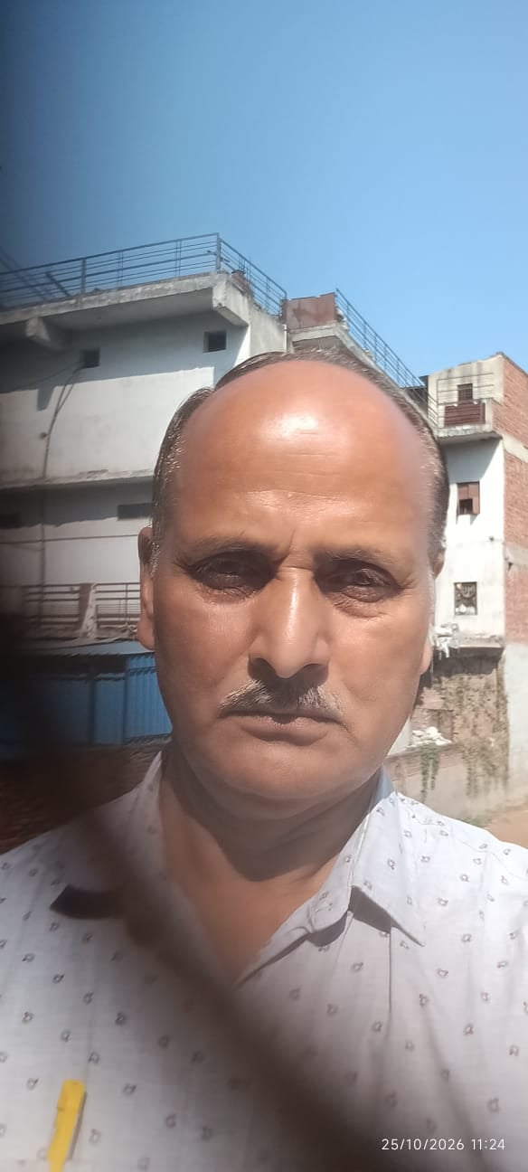 बरोटीवाला के मधाला स्थित हाऊसिंग बोर्ड कालोनी को जोड़ने वाली सड़क टूटी- संवाद। बरोटीवाला के मधाला स्थित हाऊसिंग बोर्ड कालोनी को जोड़ने वाली सड़क टूटी- संवाद।