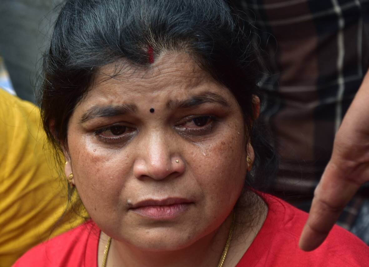 हाईकोर्ट के आदेश पर सौ अवैध चैंबर ढहाए, अधिवक्ताओं का हंगामा हाईकोर्ट के आदेश पर सौ अवैध चैंबर ढहाए, अधिवक्ताओं का हंगामा