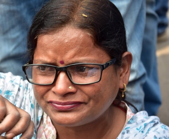 हाईकोर्ट के आदेश पर सौ अवैध चैंबर ढहाए, अधिवक्ताओं का हंगामा हाईकोर्ट के आदेश पर सौ अवैध चैंबर ढहाए, अधिवक्ताओं का हंगामा