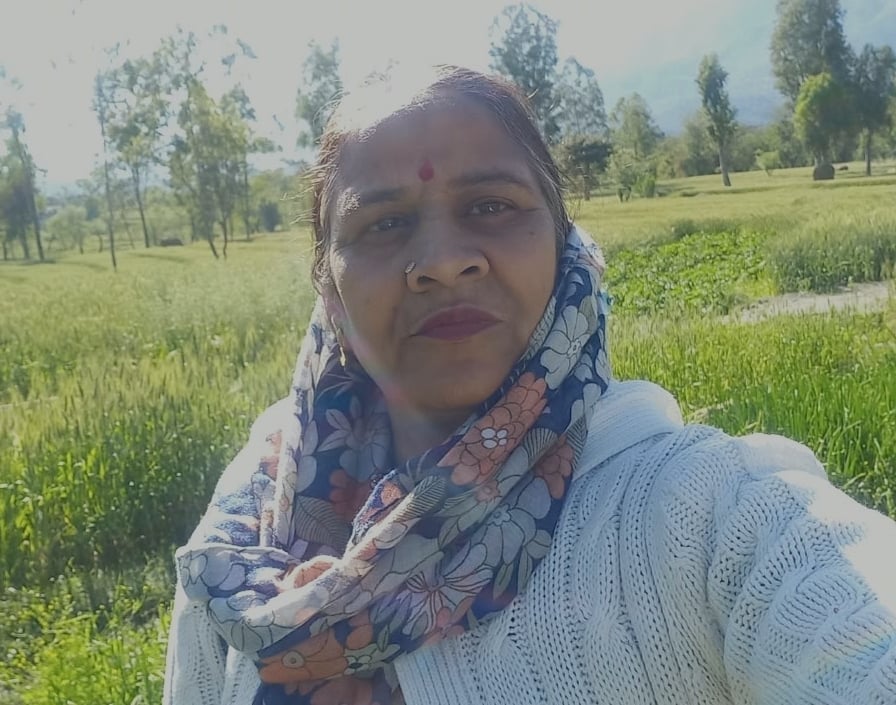 कुलदेश धीमान की ओर बनाए गए बैग। स्वयं कुलदेश धीमान की ओर बनाए गए बैग। स्वयं