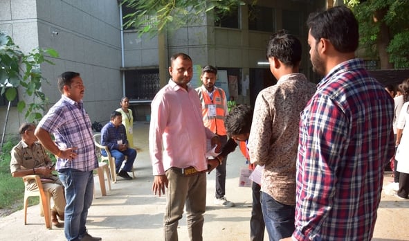 प्रारंभिक अहर्ता परीक्षा में शामिल हुए अभ्यर्थी। प्रारंभिक अहर्ता परीक्षा में शामिल हुए अभ्यर्थी।