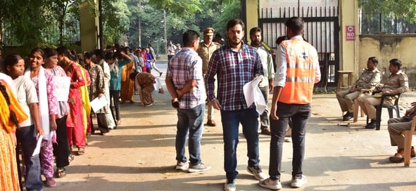 प्रारंभिक अहर्ता परीक्षा में शामिल हुए अभ्यर्थी। प्रारंभिक अहर्ता परीक्षा में शामिल हुए अभ्यर्थी।