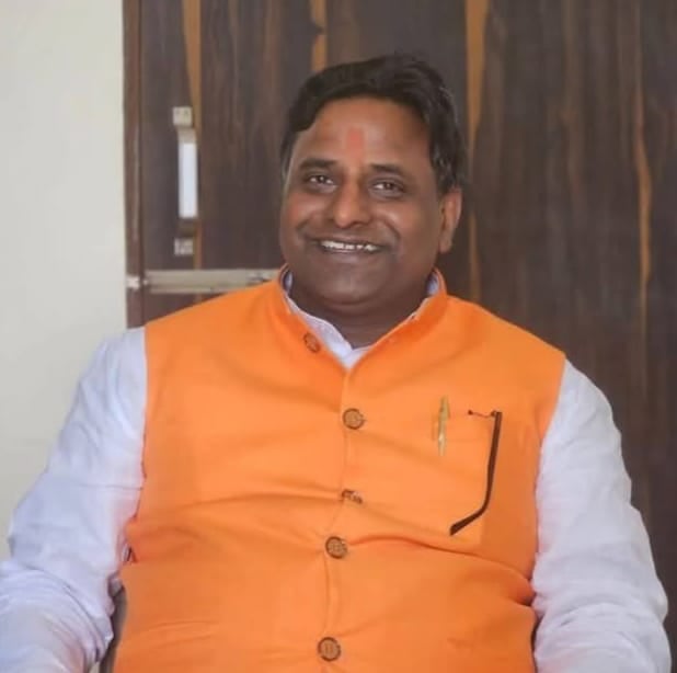 एमएलसी वीरेंद्र सिंह।