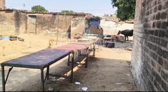 फोटो - 10 ट्राली में रखे डीजे के साउंड, यहीं से हो रहा था नृत्य। संवाद फोटो - 10 ट्राली में रखे डीजे के साउंड, यहीं से हो रहा था नृत्य। संवाद