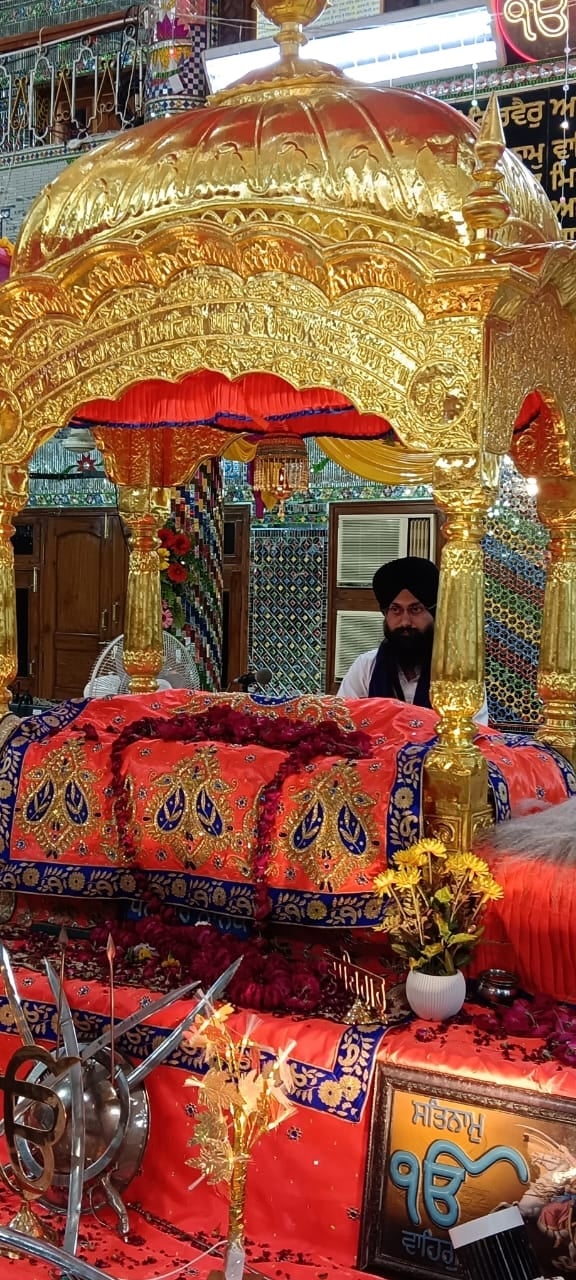 गुरुद्वारा श्री गुरु तेग बहादुर साहिब यहियागंज में श्री गुरु रामदास जी के प्रकाश पर्व पर विशेष 