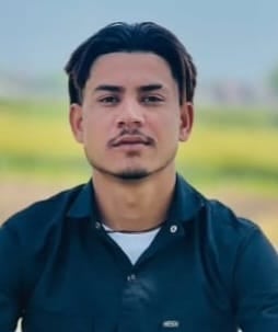 बिडौली में हादसे में मरे लोकेश कुमार का फाइल फोटो। स्रोत परिजन बिडौली में हादसे में मरे लोकेश कुमार का फाइल फोटो। स्रोत परिजन