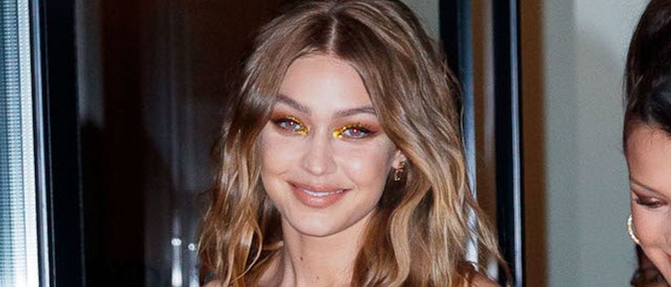 Metallic gold covers with little sharp wings on the external corners