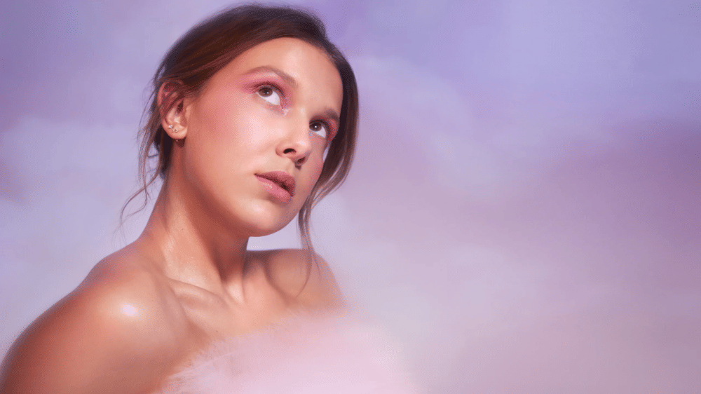 pinkish-purple metallic eyeshadow