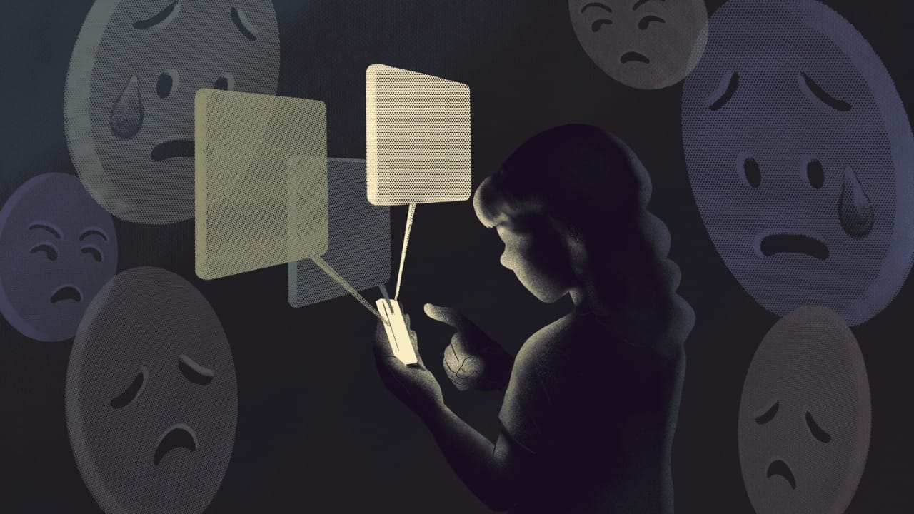 Know which zodiac signs can have a worse effect of social media on them