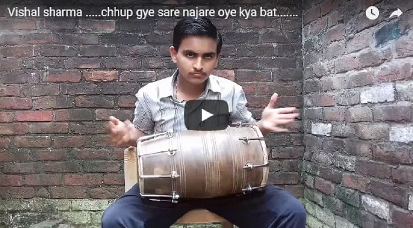 Man playing Dholak on Bollywood Song Chhup gya sare nazare goes viral