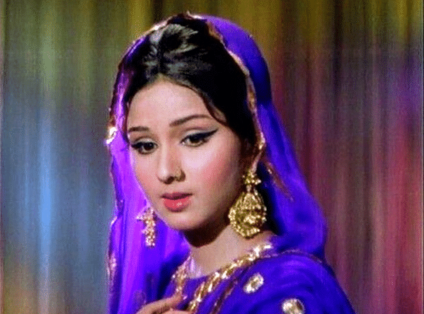 Actress Leena Chandavarkar Then And Now Checkout Pics - 'जानें क्यों लोग  मोहब्बत किया करते हैं' गाने की एक्ट्रेस अब जी रही हैं ऐसी लाइफ - Firkee.in