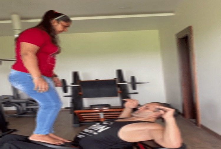 viral video today the great khali gets trolled for posting weird exercise video on instagram