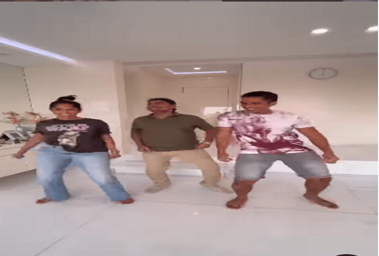 Comedian actor Johnny Lever awesome dances with his kids watch viral video