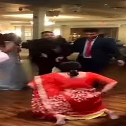 aunty did such a funny dance in the wedding party video goes viral on social media