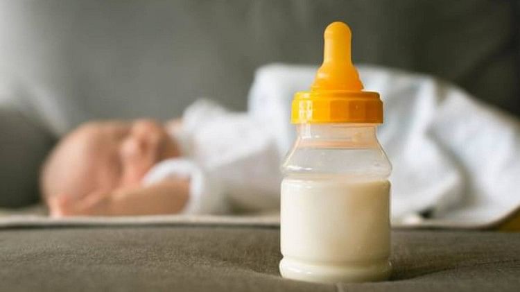 mother does not feed milk to her newborn baby to lose weight she puts her baby on a diet