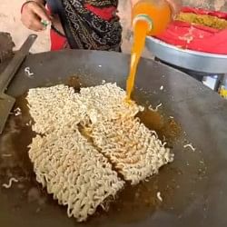 Mango Maggi Video Woman made Mango Maggi people were furious after seeing such atrocities