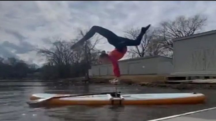the woman showed a stunt on the water video goes viral on social media