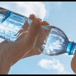 Trending 30 day water challenge to drink 4.5 liters of water a day