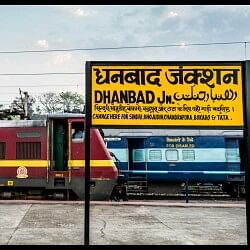 indian railways interesting facts why railway station names boards are in yellow colour