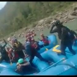 Viral Video Tourists Fight While River Rafting In Rishikesh Uttarakhand