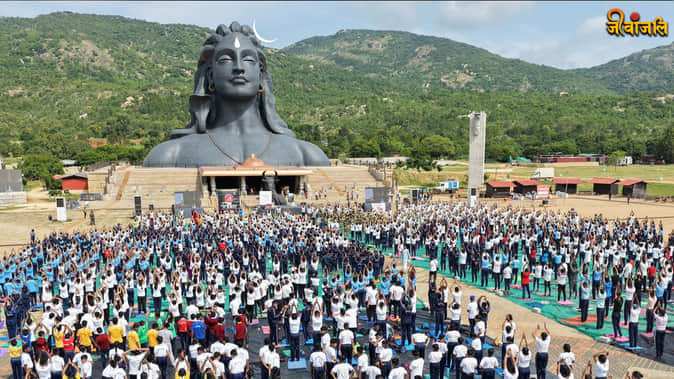 International Yoga Day Isha Foundation will organize 1,000 free yoga sessions across the country