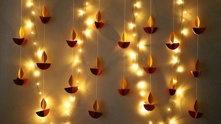 Diwali Decoration : दिवाली पर मेन गेट की शोभा बढ़ाएंगे ये आइटम, घर को मिलेगा नया लुक