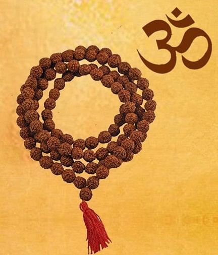 Rudraksha: अगर पहन रहें हैं गले में रुद्राश तो ना करें ये गलती, हो सकता है भारी नुकसान l