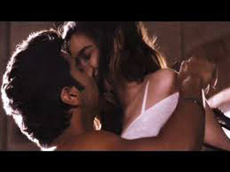 alia bhatt kiss scene with shahid kapoor2