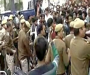 Delhi: Ruckus outside Ramjas College over cancellation of JNU student Umar Khalid's talk  