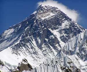 New Route Of Mount Everest बदल गय म उ ट एवर स ट क र स त य ह ग नय र ट Amar Ujala Hindi News Live