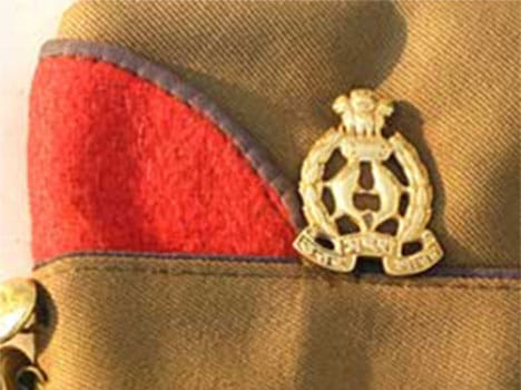 Changing Attitude Of Up Police - गजब 